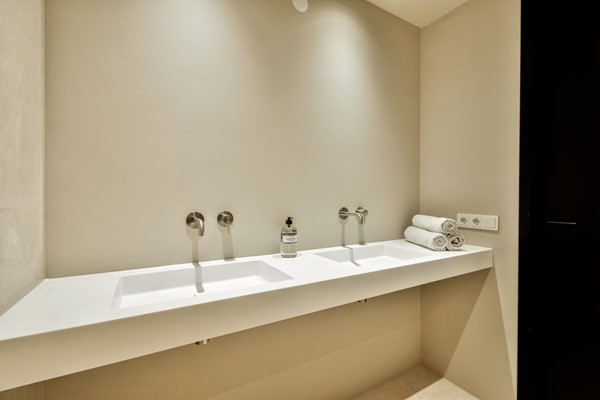 Medium property photo - Rijnlandlaan 325, 1062 MX Amsterdam